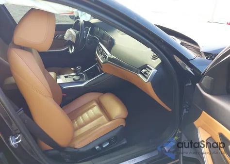 2021 BMW 330I z USA, uszkodzony, nr VIN 3MW5R1J03M8B53562